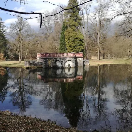 Inn-studio Ursula アパート