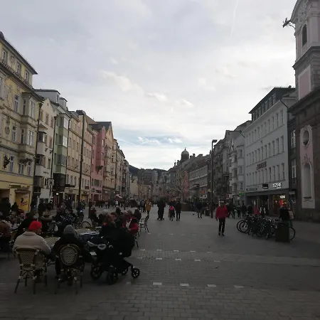 アパート Inn-studio Ursula